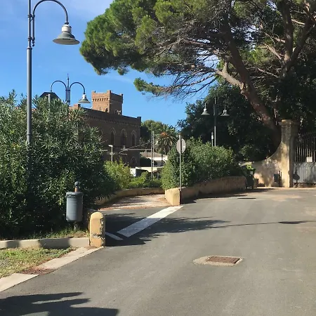 La Casa Di Clara Apt.2 Holiday home Castiglioncello